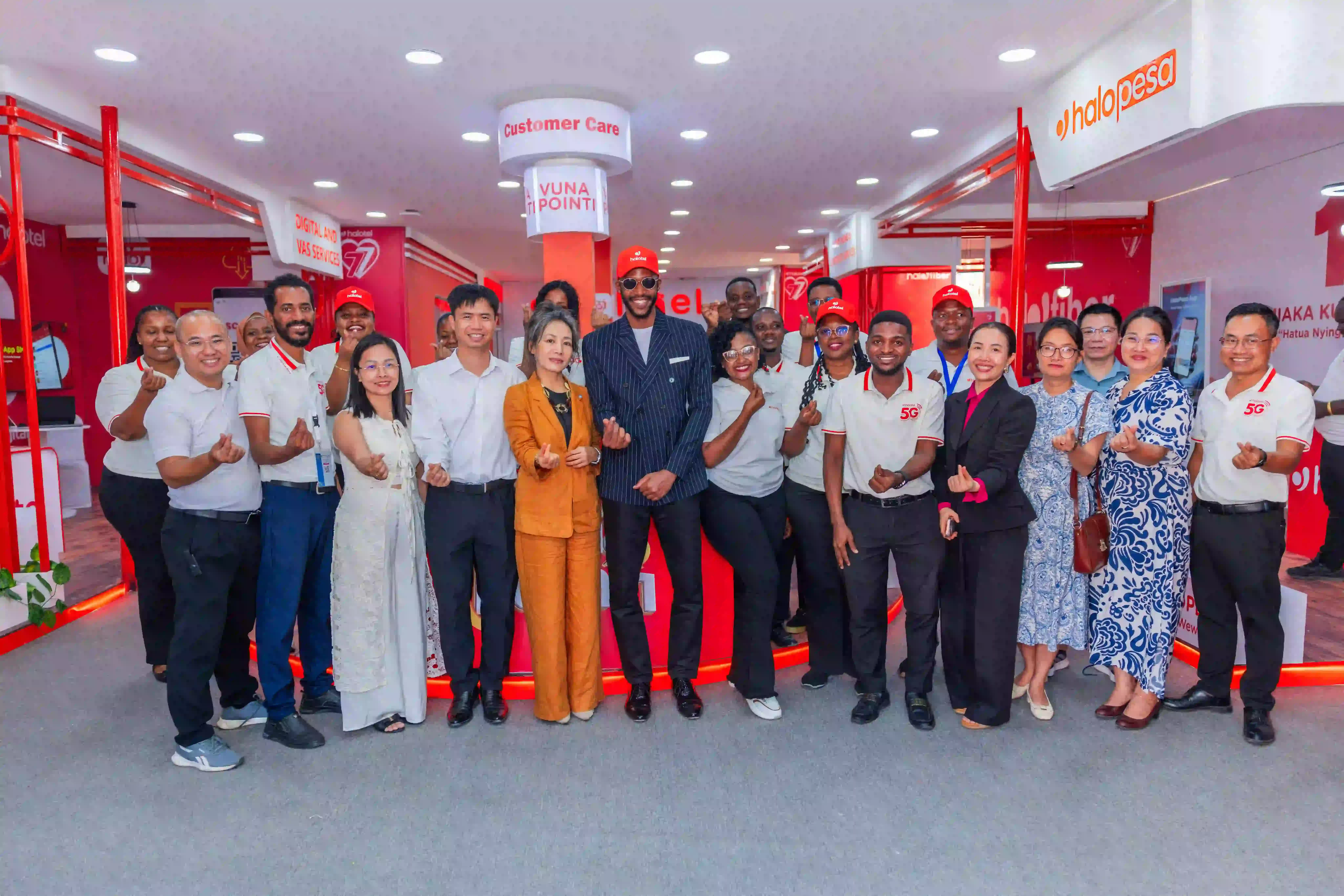 Ambassador Vu Thanh Huyen attends Dar es Salaam International Trade Fair - Sabasaba 2026