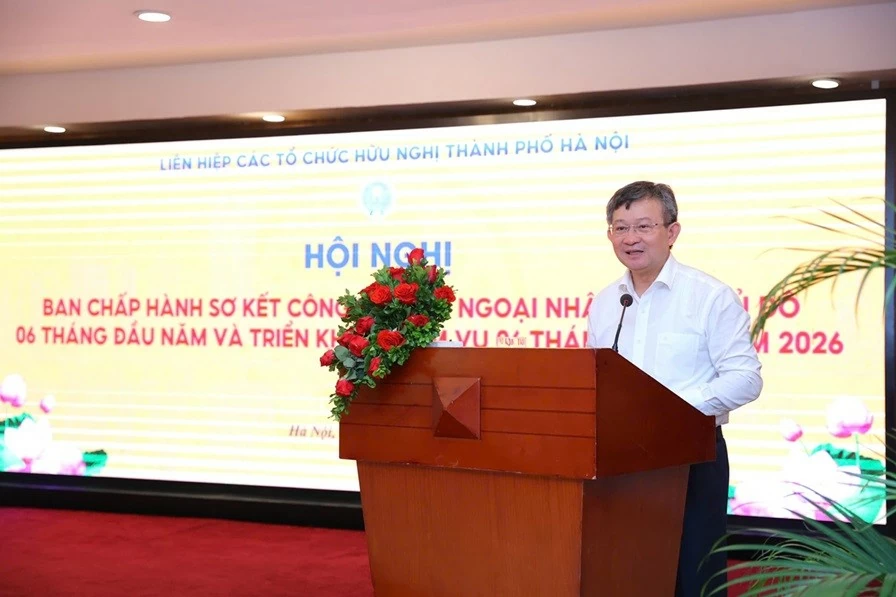 Hanoi People-to-People Diplomacy: From friendly exchanges to mobilising resources for Capital development Hanoi People-to-People Diplomacy: From friendly exchanges to mobilising resources for Capital development