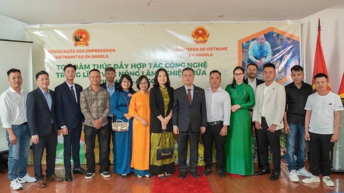 Seminar: Promoting science and technology cooperation in Vietnam–Angola agriculture and forestry