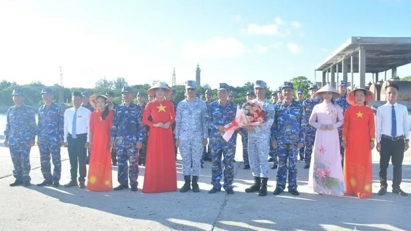 Vietnam, Philippines Navies promote cooperation through friendship exchange