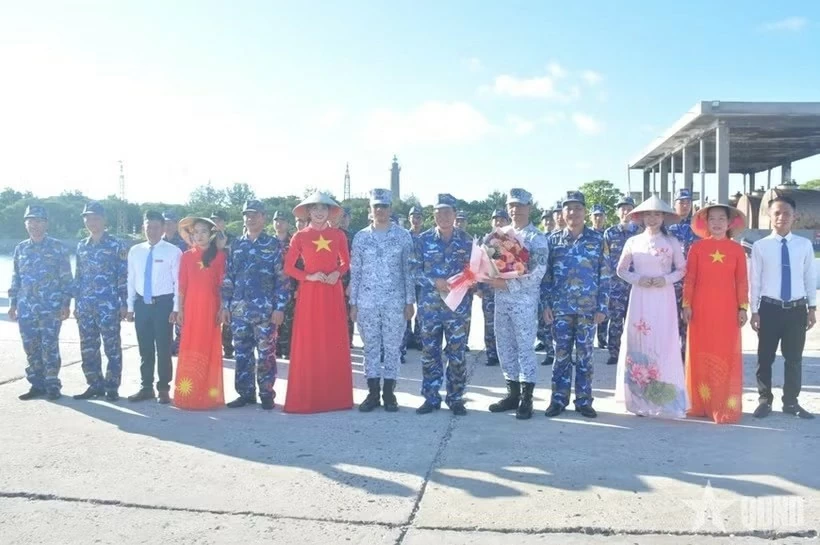 Vietnam, Philippines promote naval cooperation through friendship exchange Vietnam, Philippines promote naval cooperation through friendship exchange