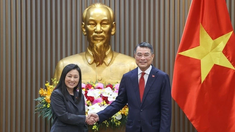 Prime Minister Le Minh Hung receives new US Ambassador Jennifer Wicks