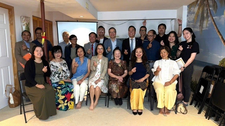 In dire need of direct investment from Overseas Vietnamese!