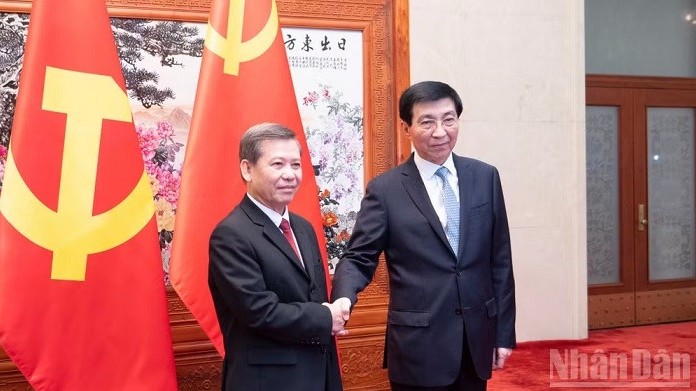 Vietnam, China promote stronger Party-to-Party ties, strategic cooperation