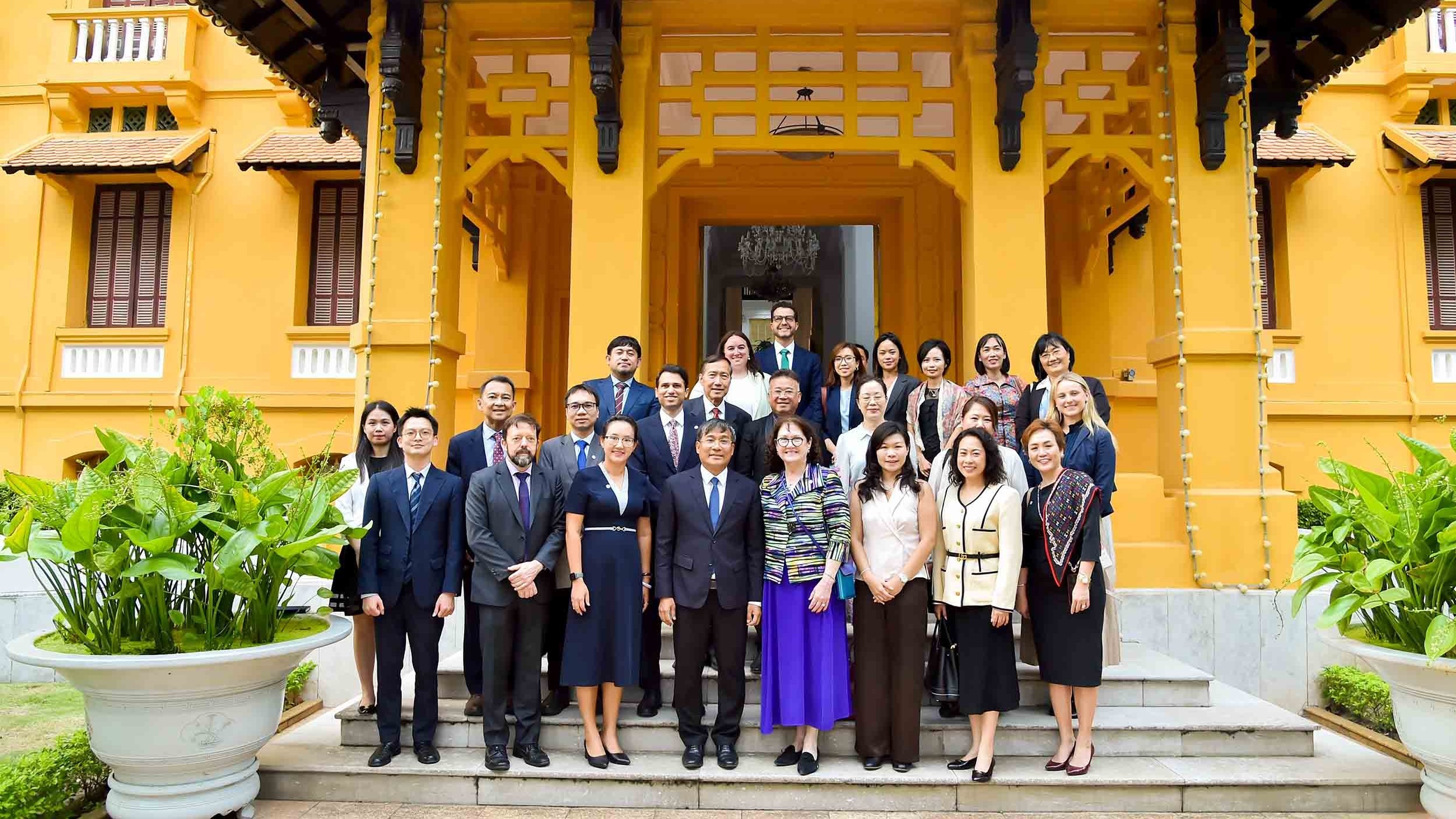 Vietnam, US enhance coordination and mobilize private sector support for APEC 2027: Permanent Deputy FM Nguyen Minh Vu