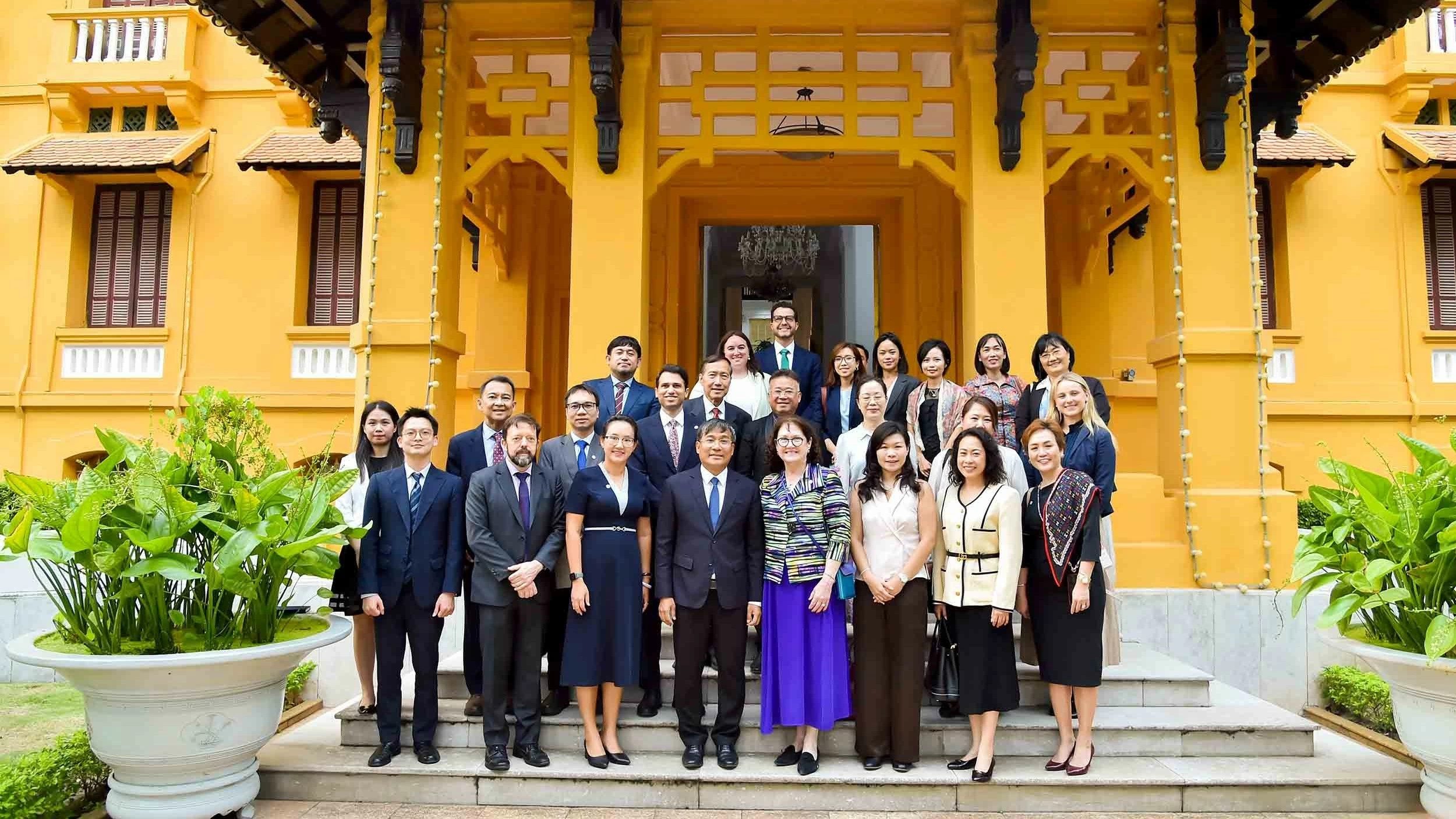 Vietnam, US enhance coordination and mobilize private sector support for APEC 2027: Permanent Deputy FM Nguyen Minh Vu