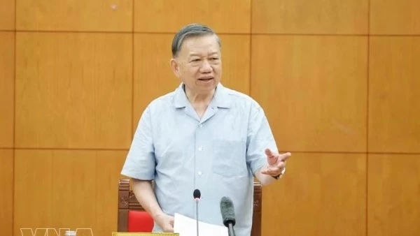 General Secretary, President To Lam requests building of stronger maritime industry to support national development