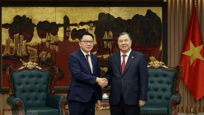 Permanent Deputy PM Pham Gia Tuc calls for stronger Vietnam – Laos cooperation in agriculture, environment