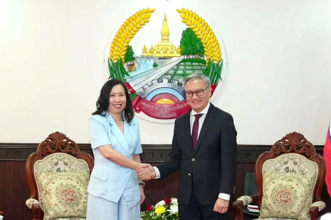 Vietnam, Laos Foreign Ministries sign Memorandum of Understanding on Cooperation in Overseas Vietnamese and Overseas Lao Affairs Vietnam, Laos Foreign Ministries sign Memorandum of Understanding on Cooperation in Overseas Vietnamese and Overseas Lao Affairs