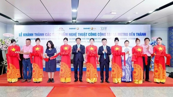 Inauguration of public art space at Ben Thanh Metro Station