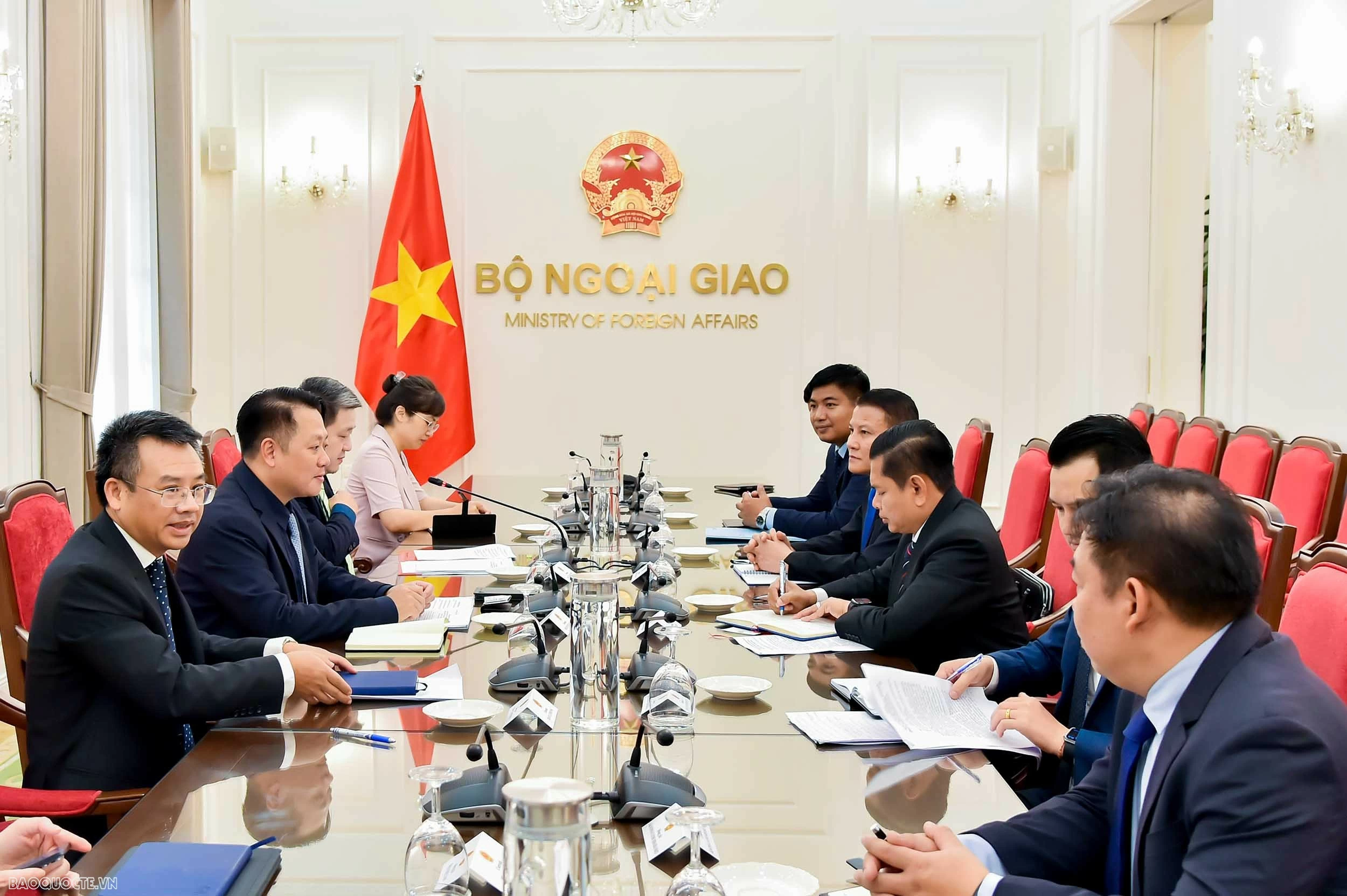 Vietnam, Laos strengthen cooperation in Foreign Ministry capacity building