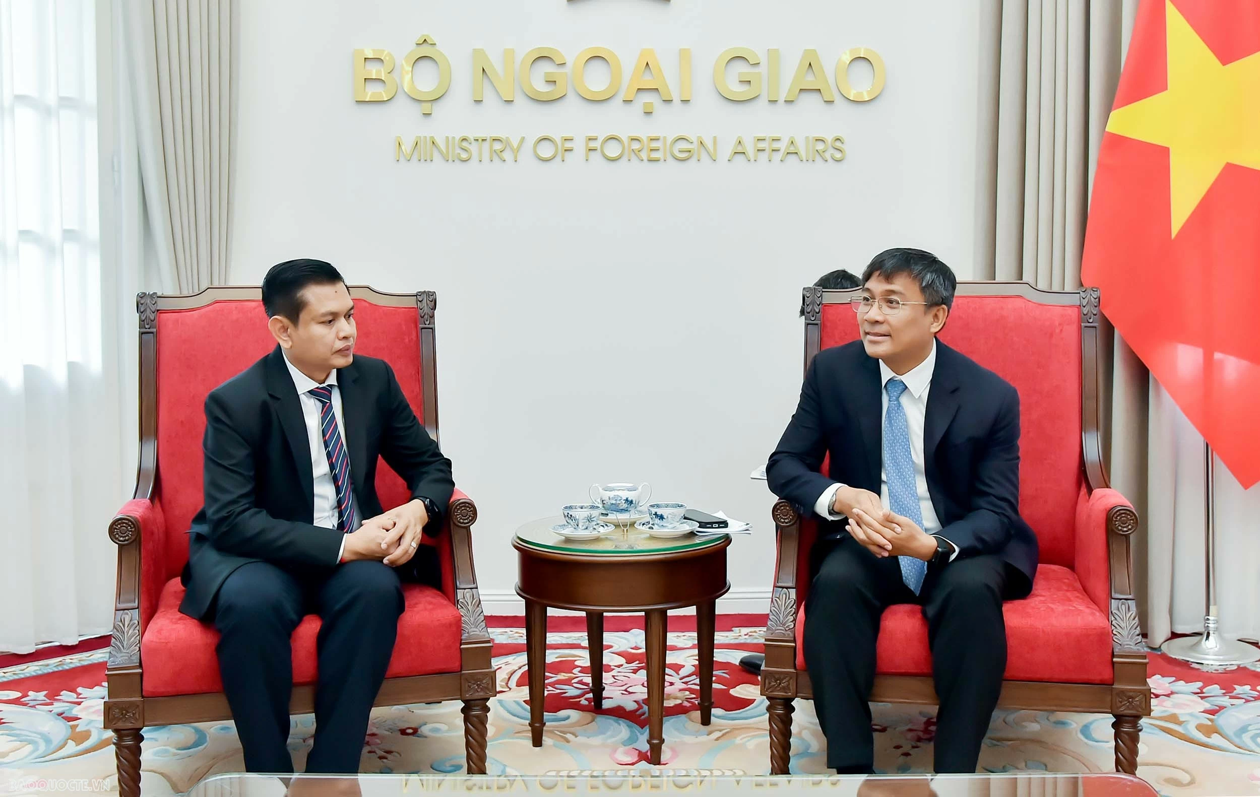 Vietnam, Laos strengthen cooperation in Foreign Ministry capacity building