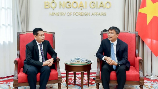 Vietnam, Laos strengthen cooperation in Foreign Ministry capacity building