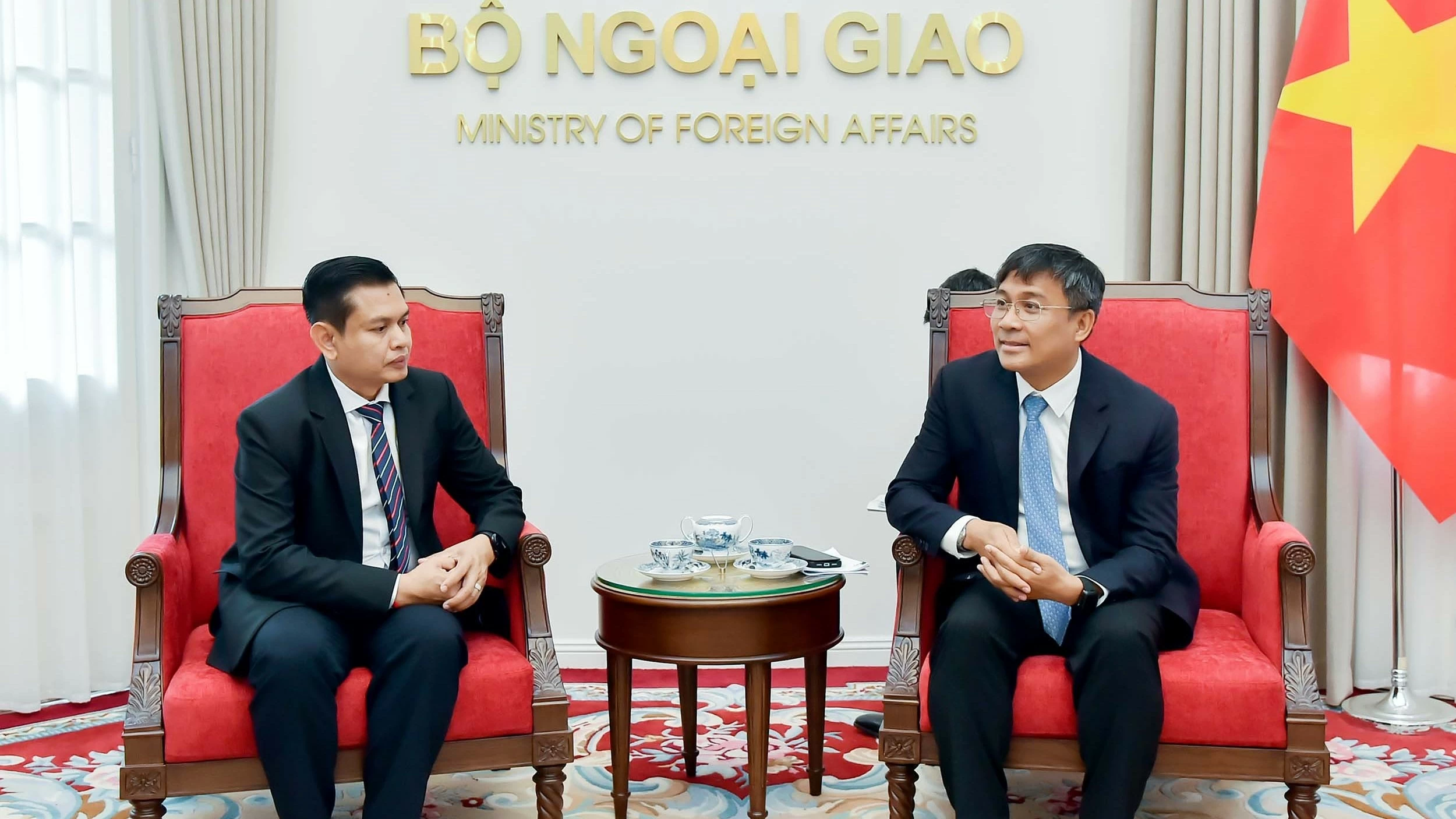 Vietnam, Laos strengthen cooperation in Foreign Ministry capacity building
