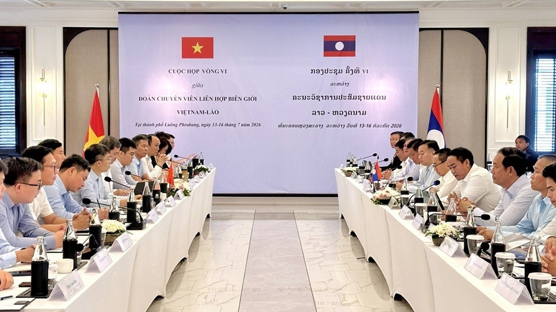 Vietnam, Laos hold sixth round meeting of border experts in Luang Prabang