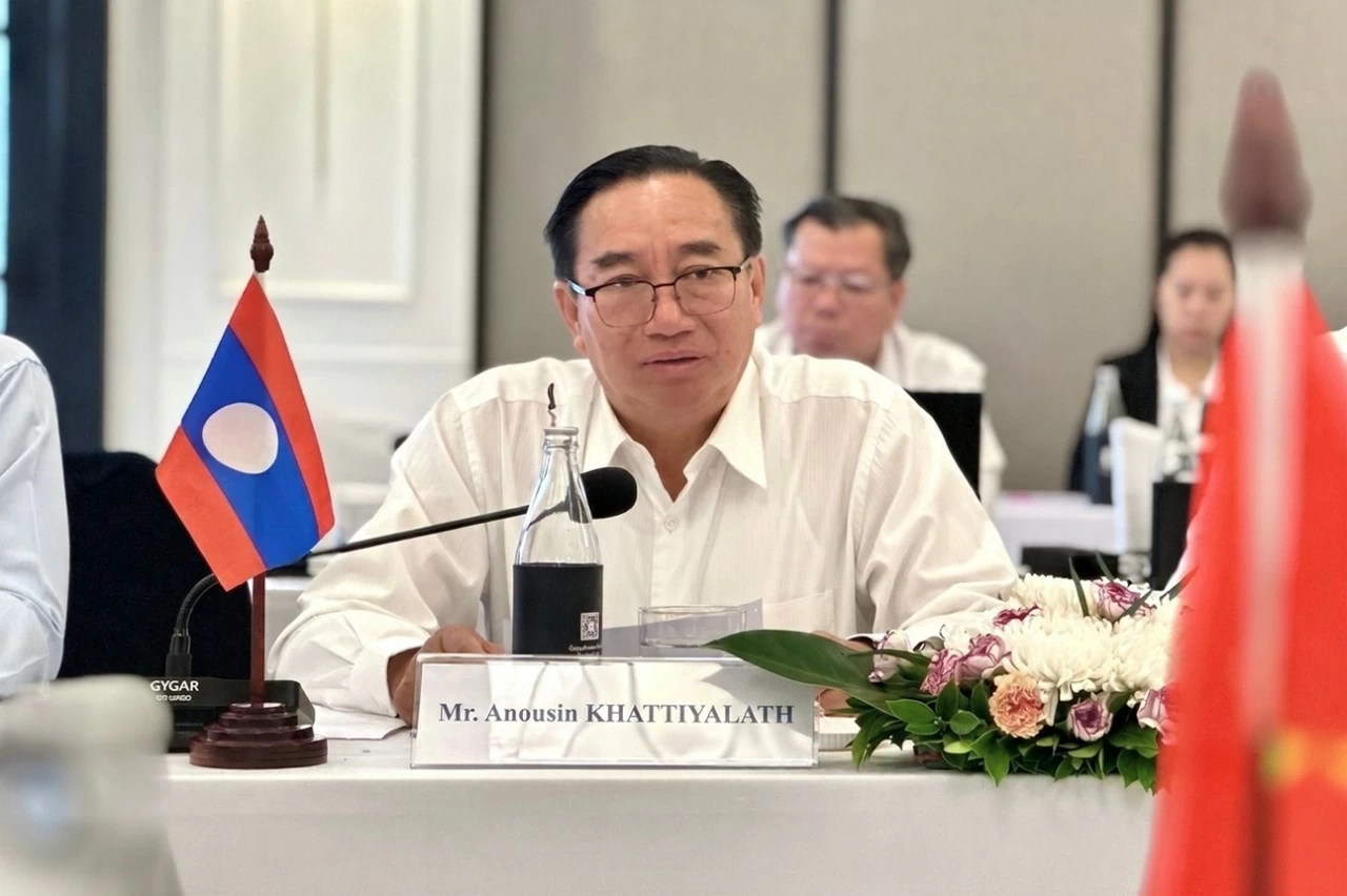 Vietnam, Laos hold sixth round meeting of border experts in Luang Prabang