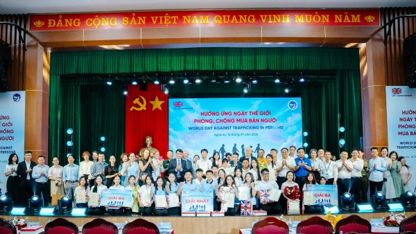 Vietnam-UK strengthen cooperation to raise awareness on human trafficking prevention among young people