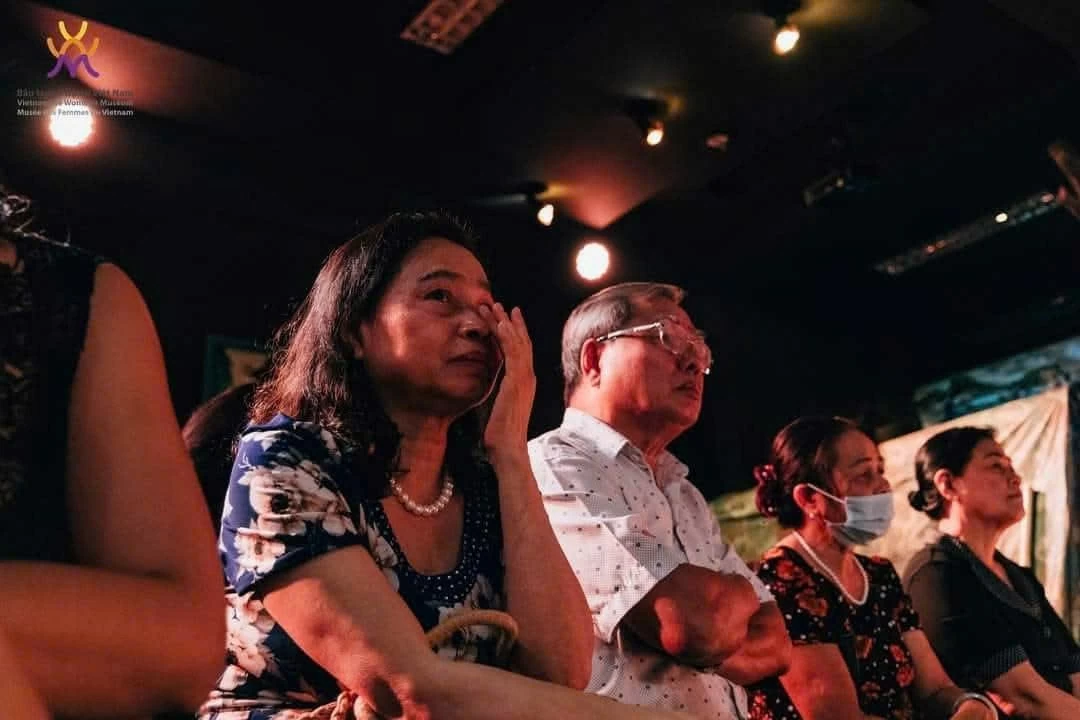 Touching hearts with history: The appeal of 