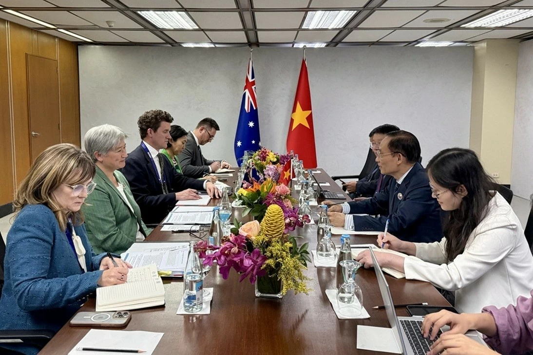 FM Le Hoai Trung and Australian counterpart Penny Wong co-chair 8th Vietnam–Australia Foreign Ministers’ Meeting (FMM-8) in Canberra