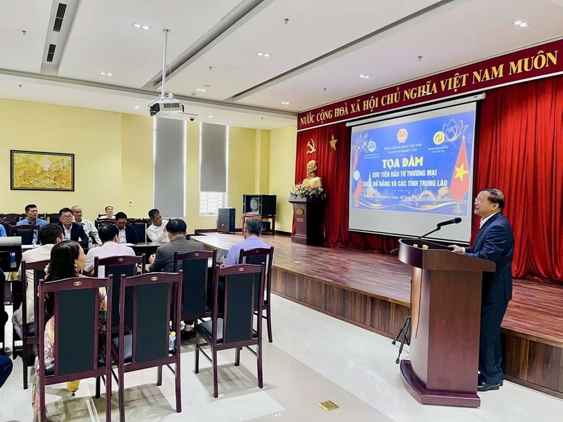 Investment and Trade Promotion Seminar between Da Nang City and Central Lao Provinces