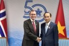 AMM 59: Foreign Minister Le Hoai Trung meets Norwegian counterpart, strengthening green economy cooperation and energy transition