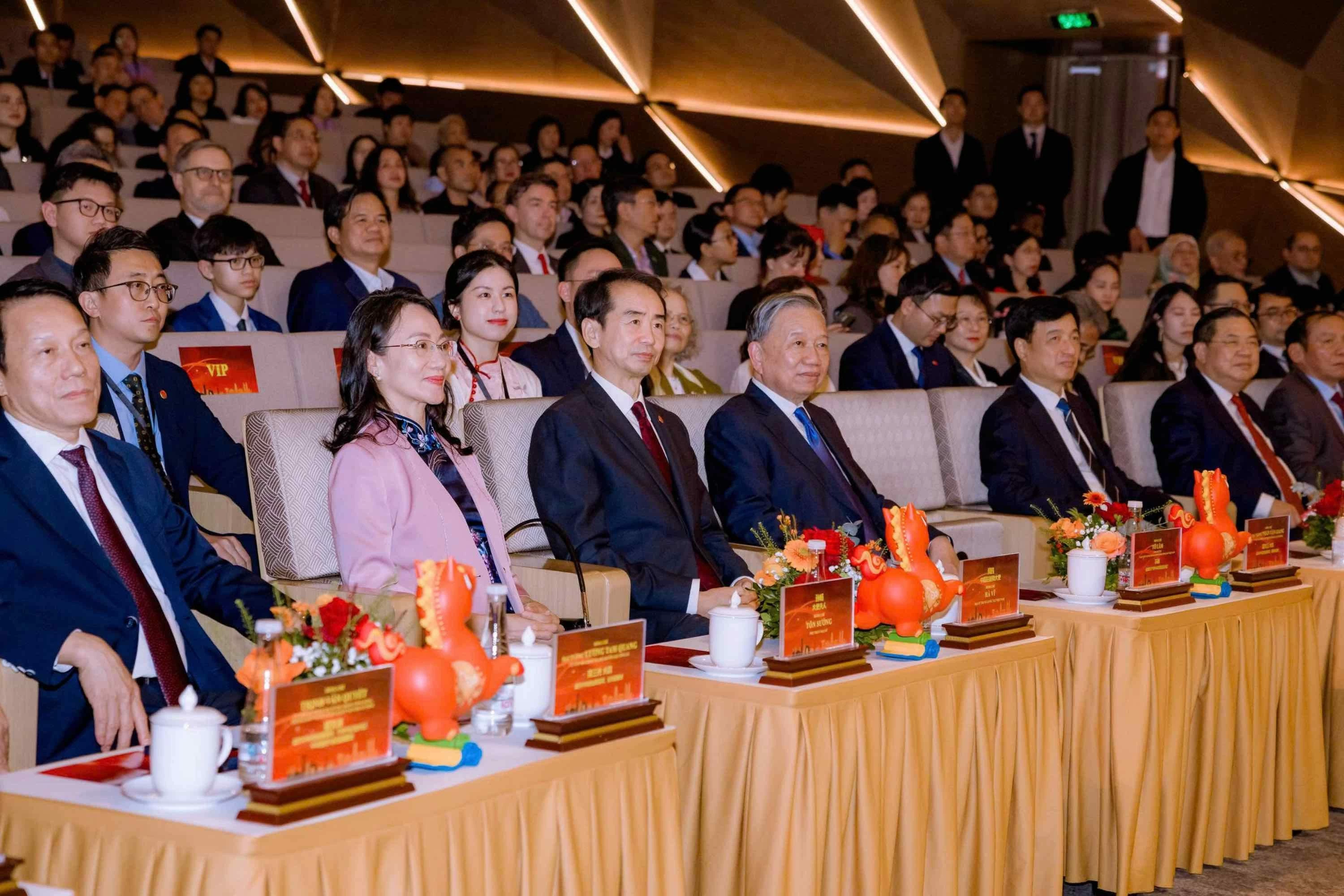 HNNG (48-49): The imprint of Vietnamese diplomacy on the international stage