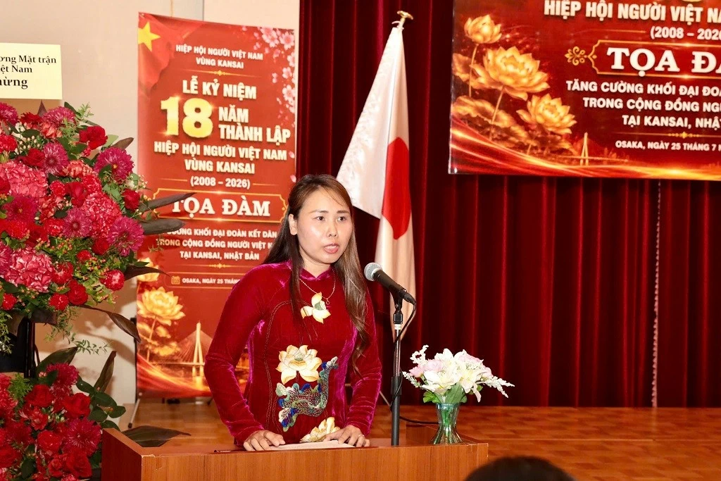 Vietnamese in Kansai: Spreading the spirit of national unity, honoring heroes and martyrs, and supporting flood-affected compatriots Vietnamese in Kansai: Spreading the spirit of national unity, honoring heroes and martyrs, and supporting flood-affected compatriots