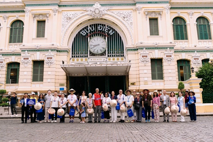 Foreign Consular representatives explore Ho Chi Minh City's rich cultural and historical heritage