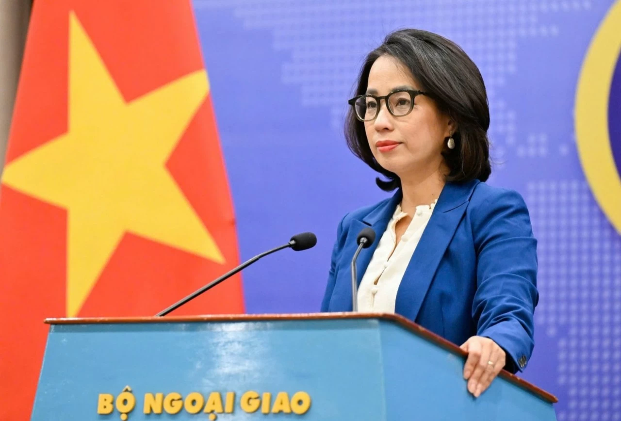 MOFA Spokesperson updates search and rescue efforts for Khoi Nguyen 18 vessel in the East Sea