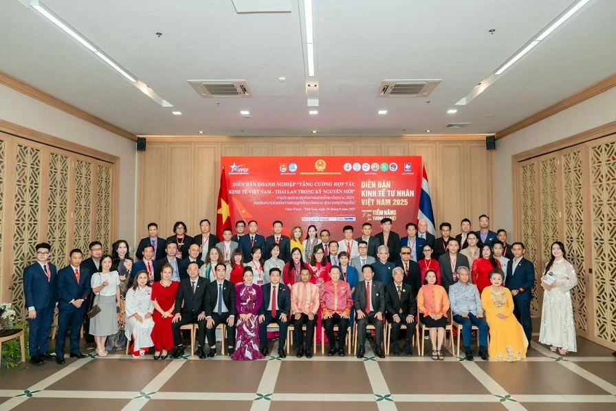 Community engagement: A solid foundation for overseas Vietnamese to serve as a bridge Community engagement: A solid foundation for overseas Vietnamese to serve as a bridge