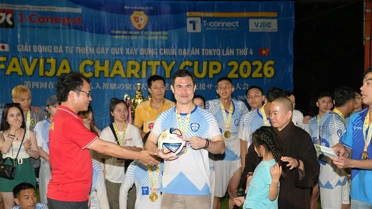Football unites Vietnamese community, supporting the construction of Dai An Pagoda in Tokyo