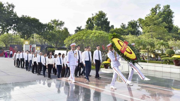 War Invalids and Martyrs’ Day: Ministry of Foreign Affairs pays tribute to Heroes and Martyrs