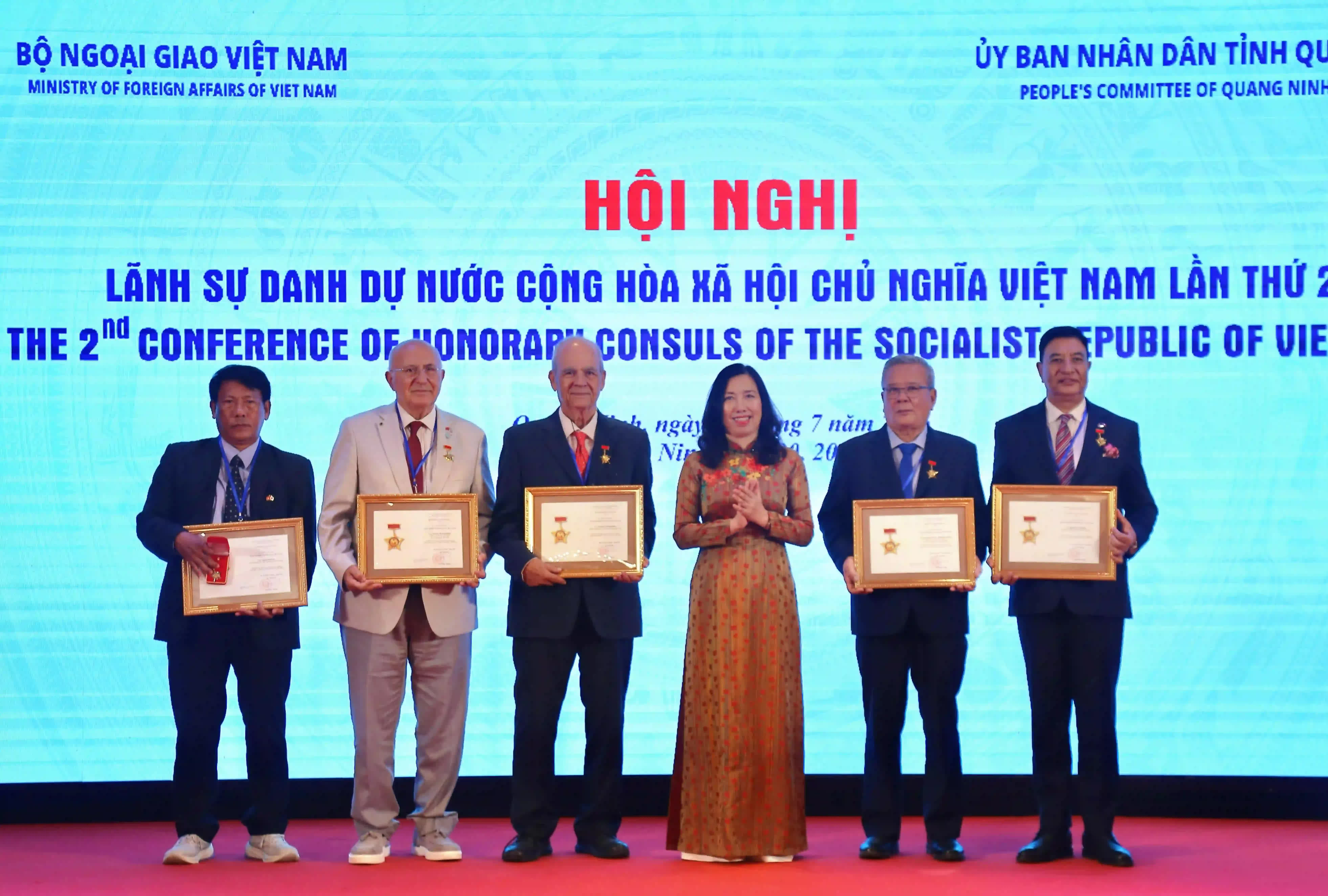 Second Conference of Honorary Consuls of Vietnam held in Quang Ninh