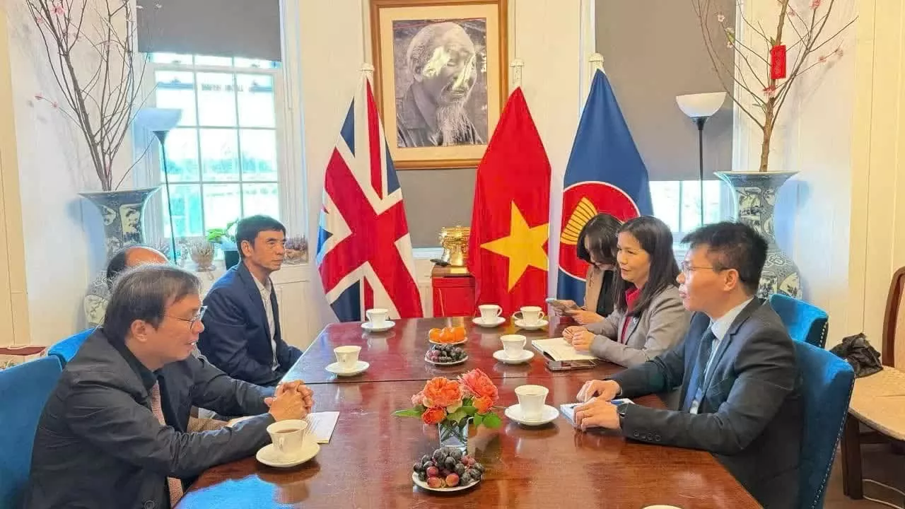 Vietnam Education Publishing House promotes international cooperation to bring Vietnamese knowledge to the World