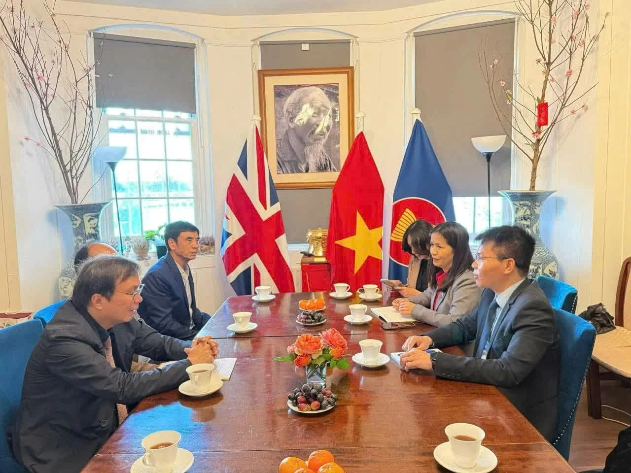 Vietnam Education Publishing House promotes international cooperation to bring Vietnamese knowledge to the World