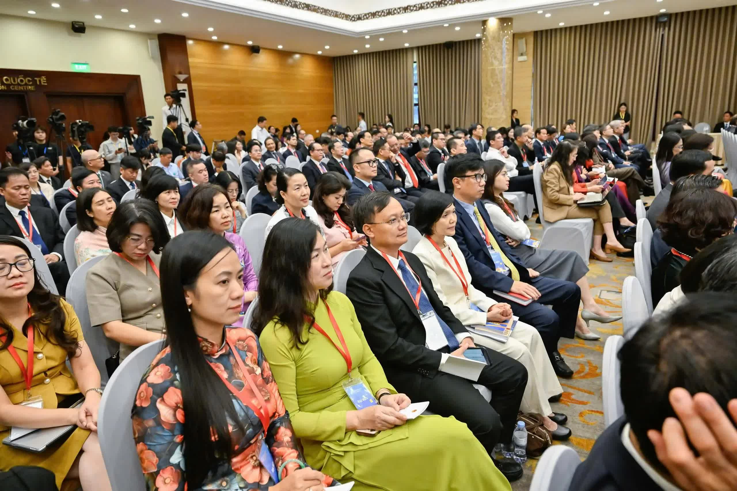 [Live] General Secretary, President To Lam attends opening session of the 33rd Diplomatic Conference—the first diplomatic gathering of the new era