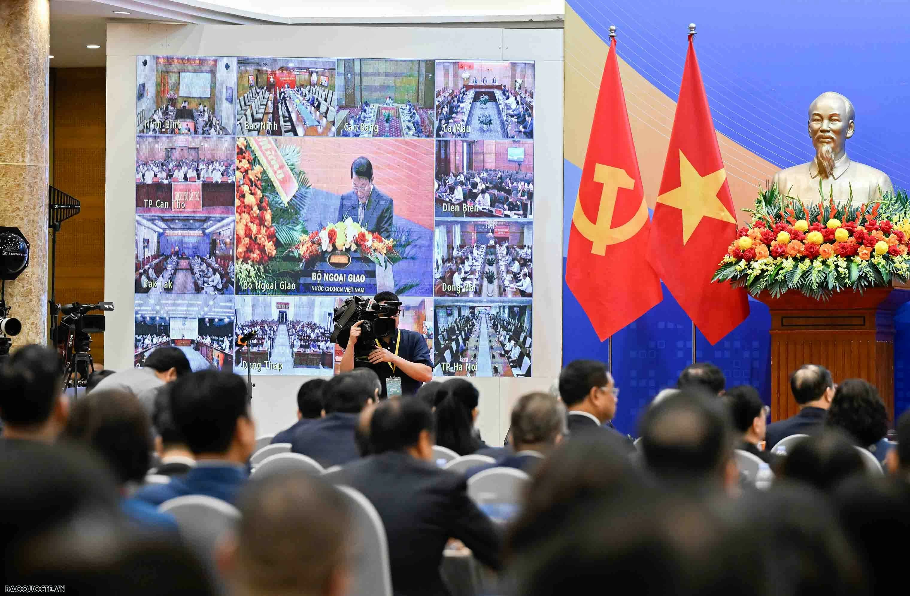 Photo Gallery: Opening ceremony of the 33rd Diplomatic Conference