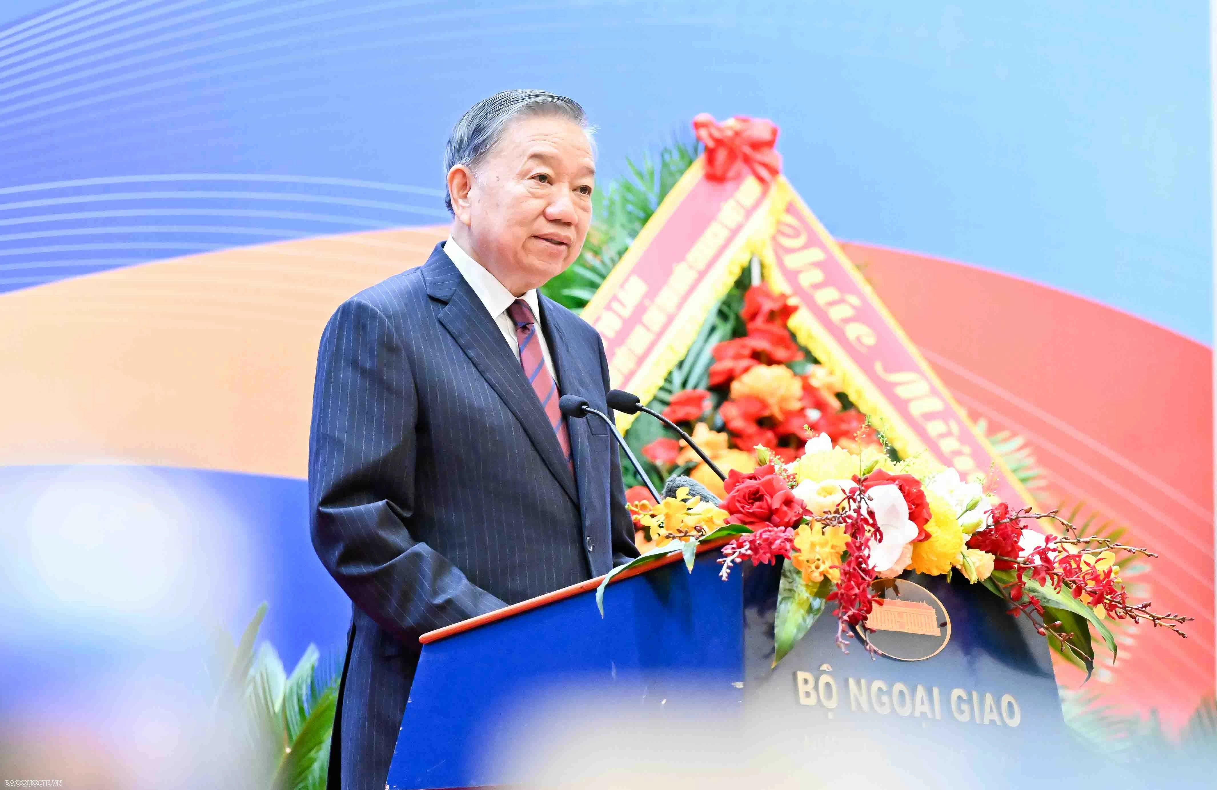 Photo Gallery: Opening ceremony of the 33rd Diplomatic Conference