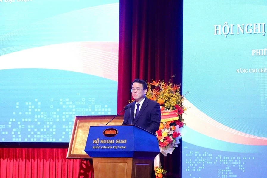 33rd Diplomatic Conference: Vietnamese Missions abroad as 'strategic sensors' and reliable 'outposts' on the diplomatic front in the new era