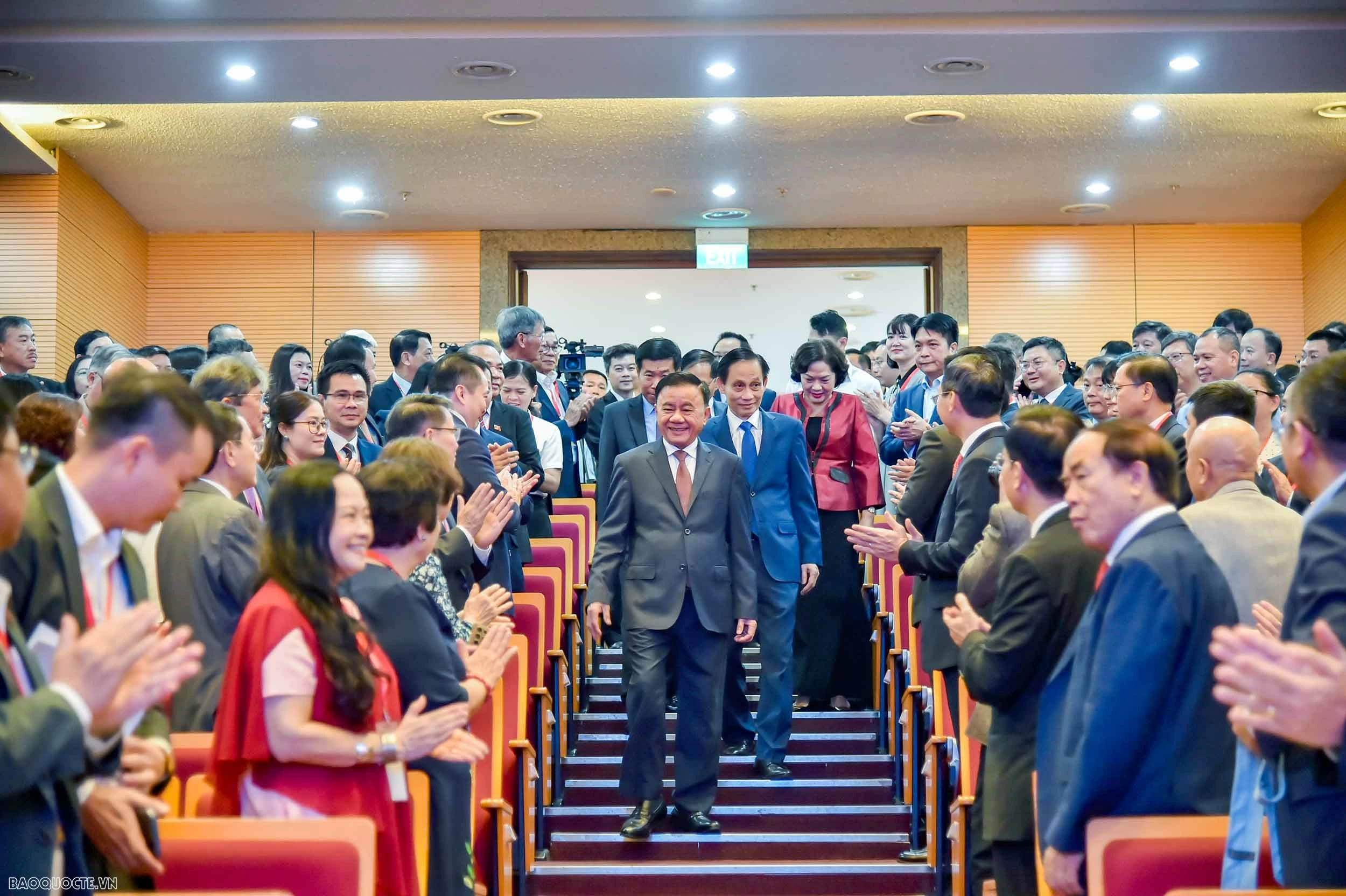 33rd Diplomatic Conference: Standing Member of the Secretariat Tran Cam Tu attends Plenary session on Party diplomacy and people-to-people diplomacy