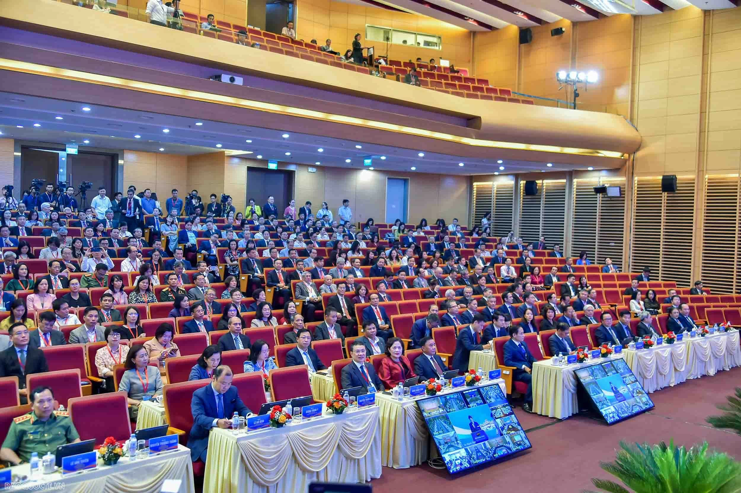 33rd Diplomatic Conference: Standing Member of the Secretariat Tran Cam Tu attends Plenary session on Party diplomacy and people-to-people diplomacy