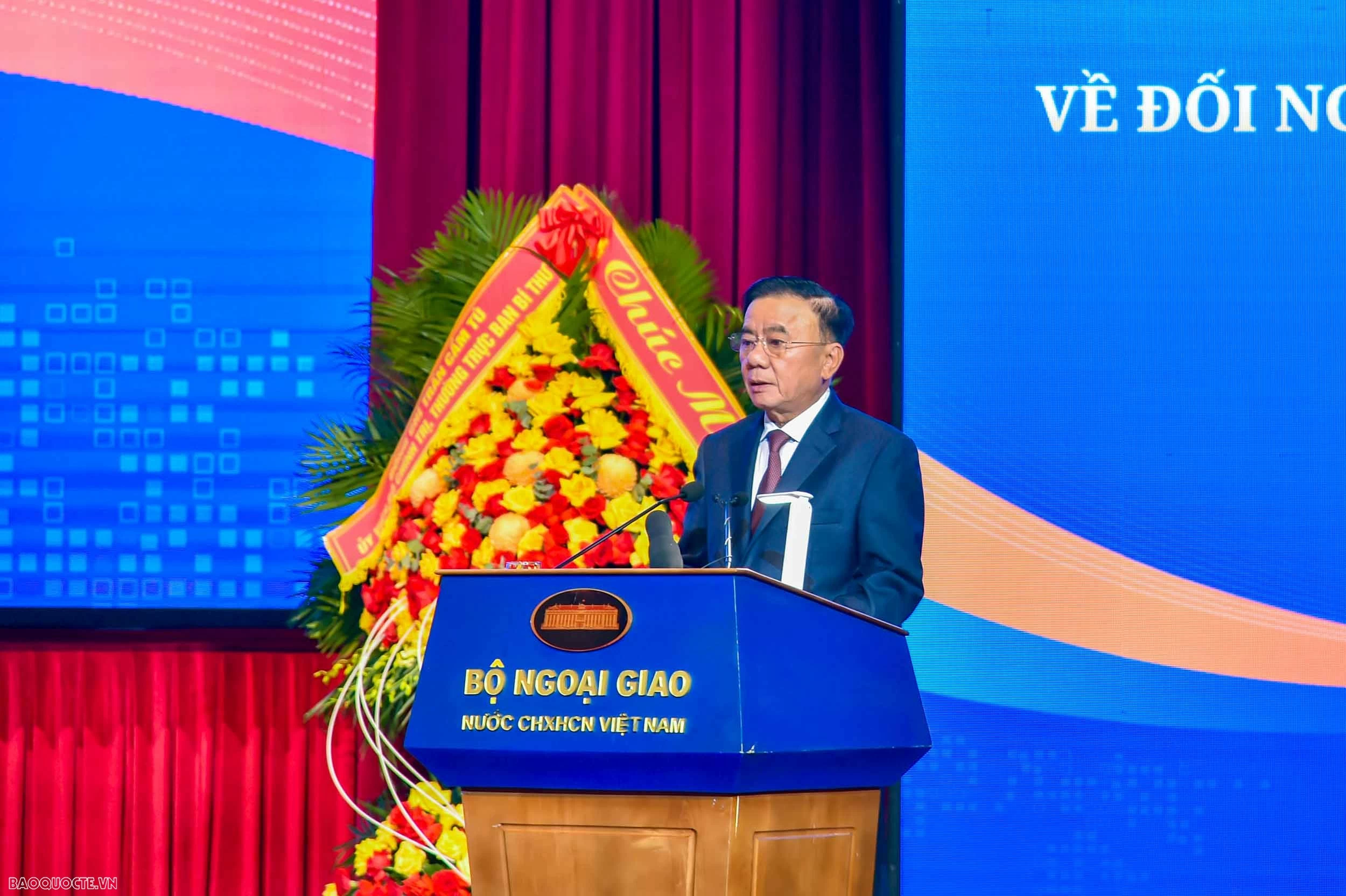 33rd Diplomatic Conference: Standing Member of the Secretariat Tran Cam Tu attends Plenary session on Party diplomacy and people-to-people diplomacy