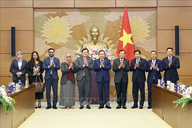 NA Chairman Tran Thanh Man hails Malaysian Ambassador Tan Yang Thai’s contributions to parliamentary ties NA Chairman Tran Thanh Man hails Malaysian Ambassador Tan Yang Thai’s contributions to parliamentary ties