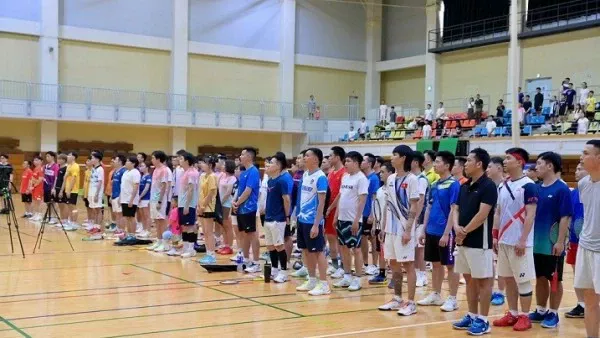 Badminton playground strengthens the Vietnamese community in Japan