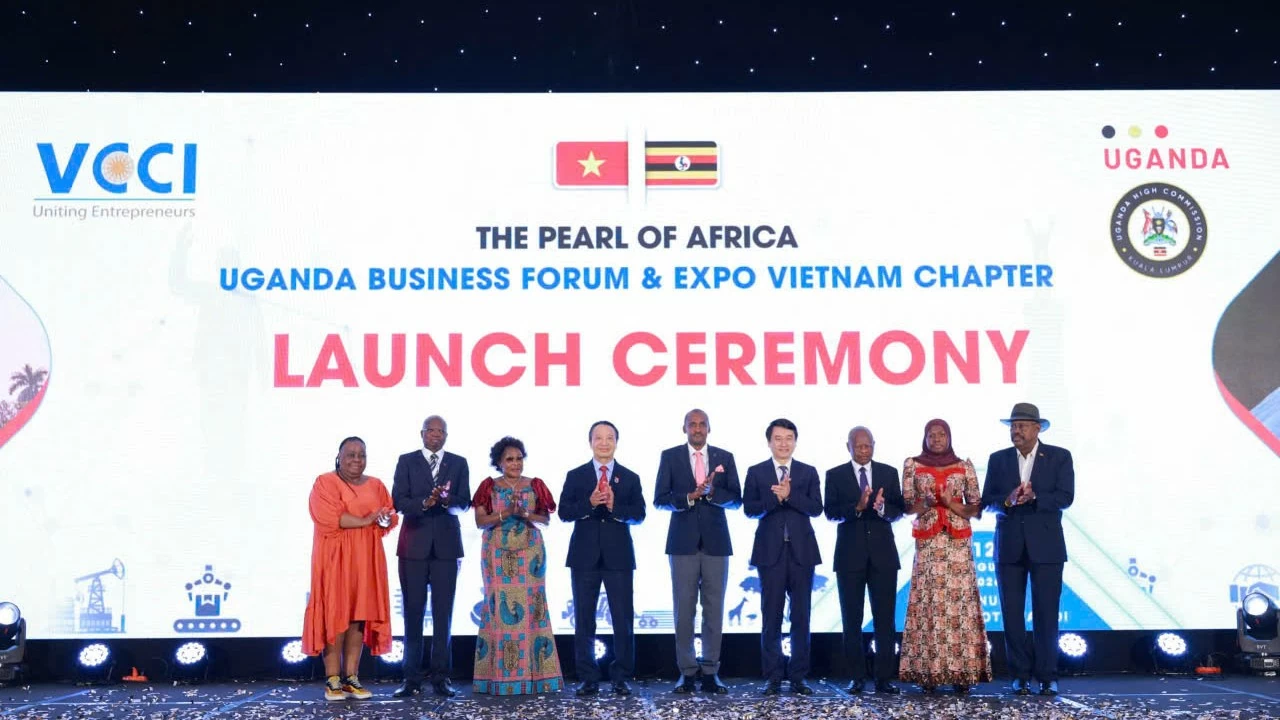 Deputy Foreign Minister Le Anh Tuan attends 'The Pearl of Africa: Uganda Business Forum & Expo Vietnam Chapter'