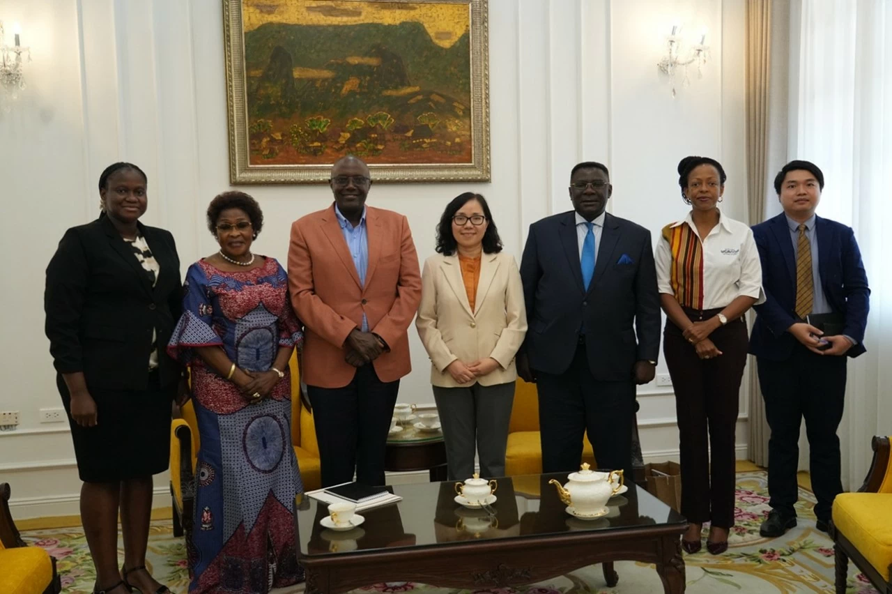 Ministry of Foreign Affairs supports Vietnam-Uganda Business Forum, promoting effective cooperation Ministry of Foreign Affairs supports Vietnam-Uganda Business Forum, promoting effective cooperation