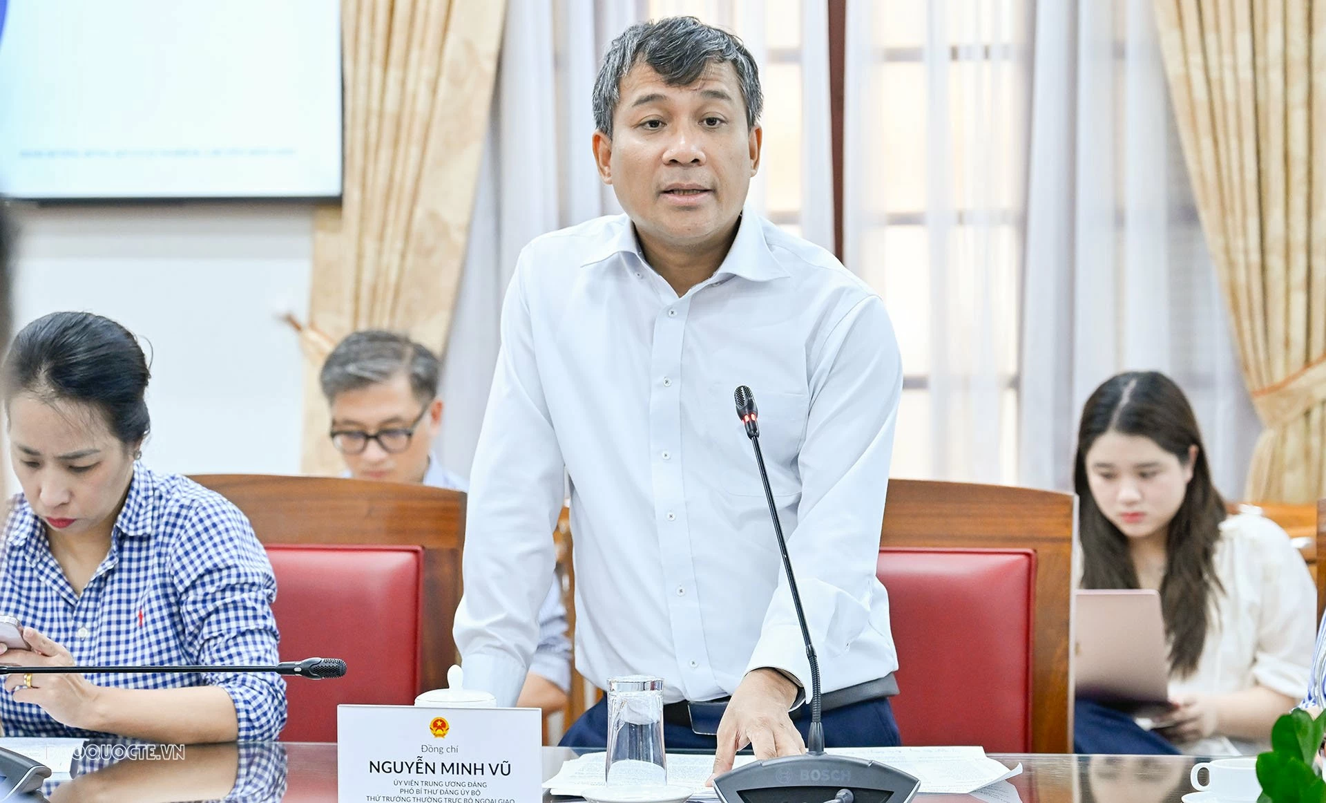 Permanent Deputy FM Nguyen Minh Vu: Review and accelerate preparations for Vietnam APEC Year 2027