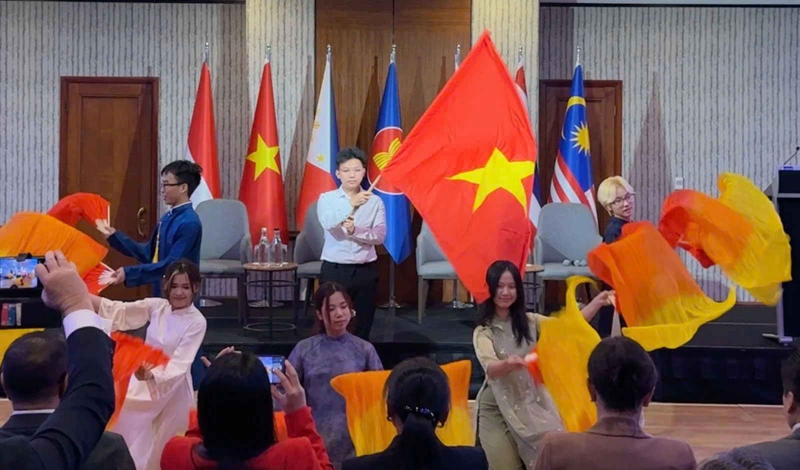 Commemorating ASEAN Day in Western Australia, spreading the spirit of unity and cooperation Commemorating ASEAN Day in Western Australia, spreading the spirit of unity and cooperation