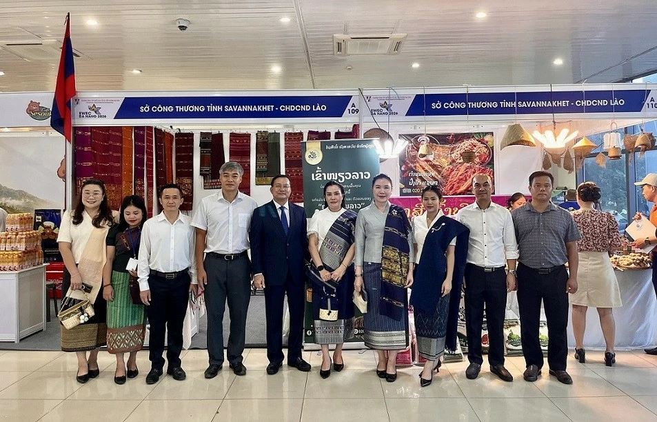 Vietnamese Consul General in Savannakhet attends the opening of EWEC Fair and Da Nang International Logistics Forum 2026 Vietnamese Consul General in Savannakhet attends the opening of EWEC Fair and Da Nang International Logistics Forum 2026