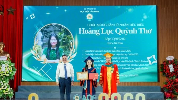 Academy of Finance awards diplomas to nearly 3,400 students